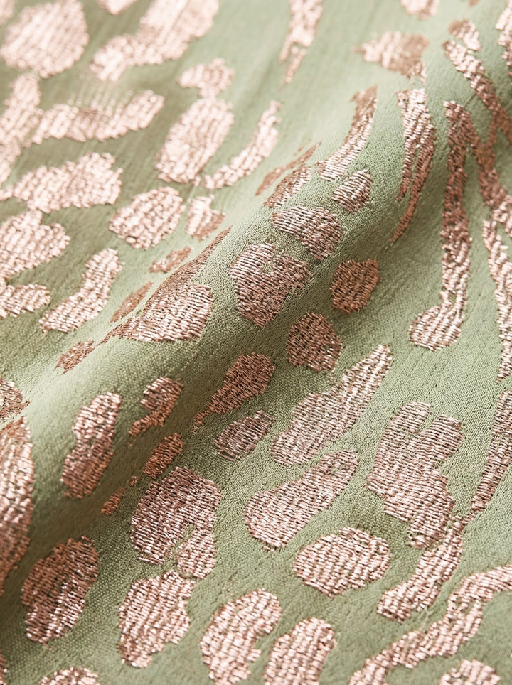 Copper | Elegant, lightweight, breathable fabric for summer style