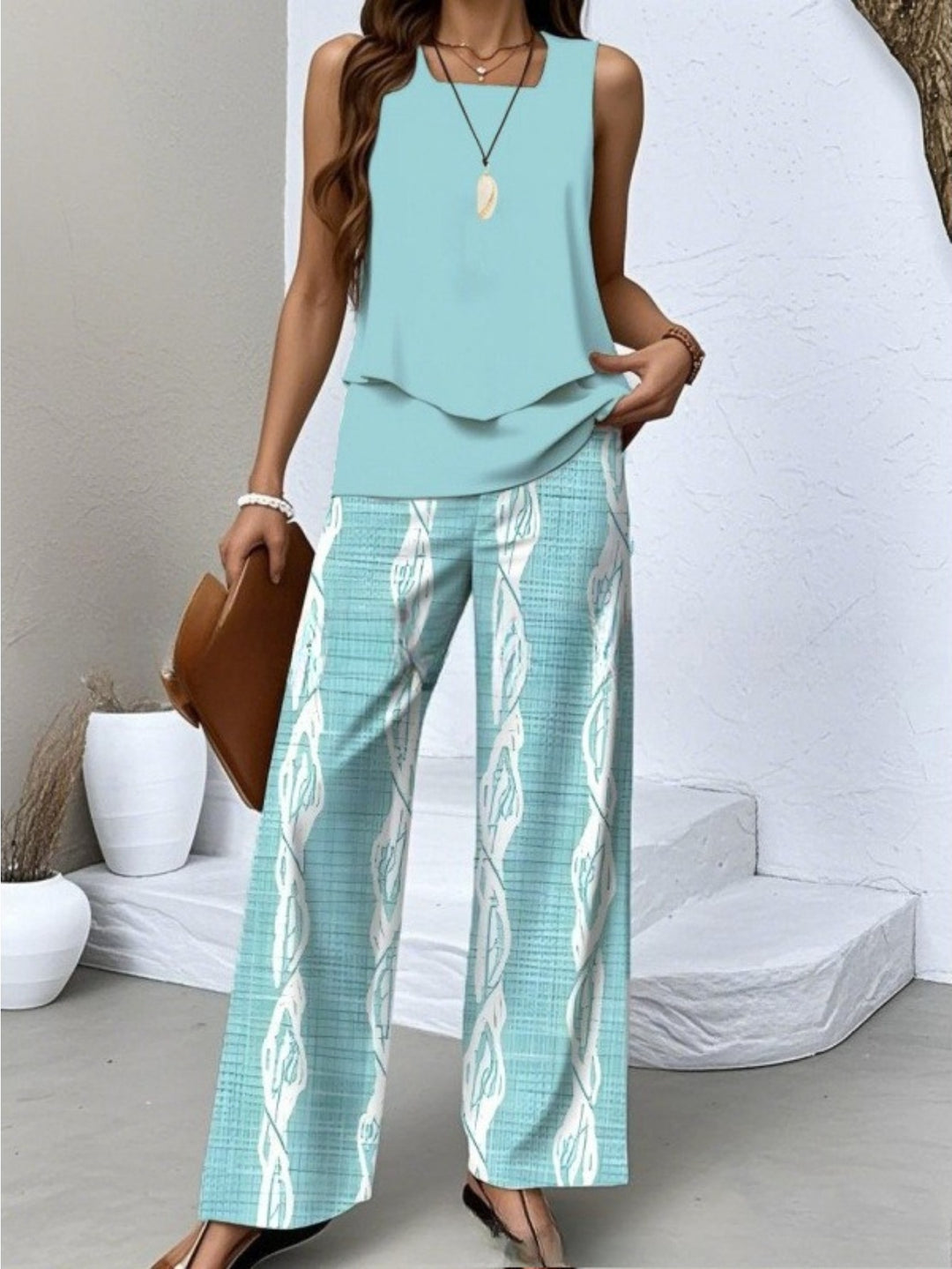 Lara | Stylish, Comfortable, Sporty, Perfect for Spring